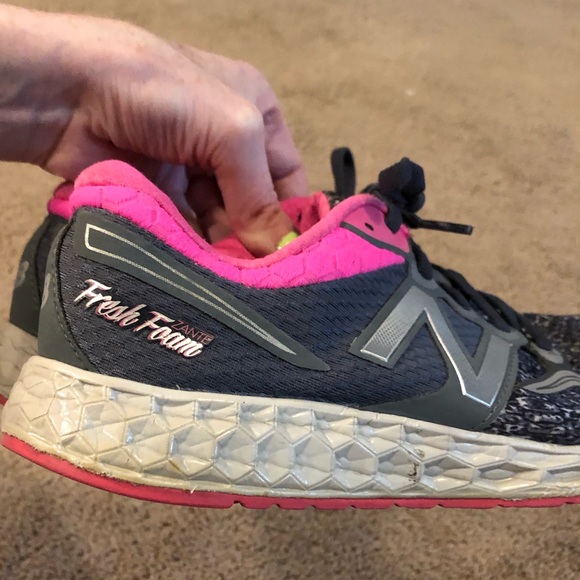 New Balance pink and grey sneakers - Picture 6 of 7